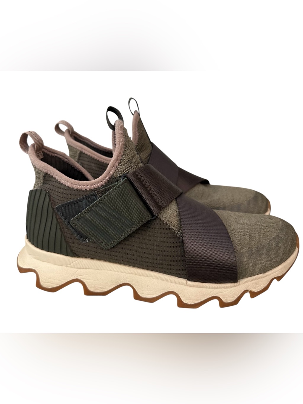 Sorel Kinetic Rnegd Strap Shoes Womens Size 7 Green Olive Slip-On Elastic